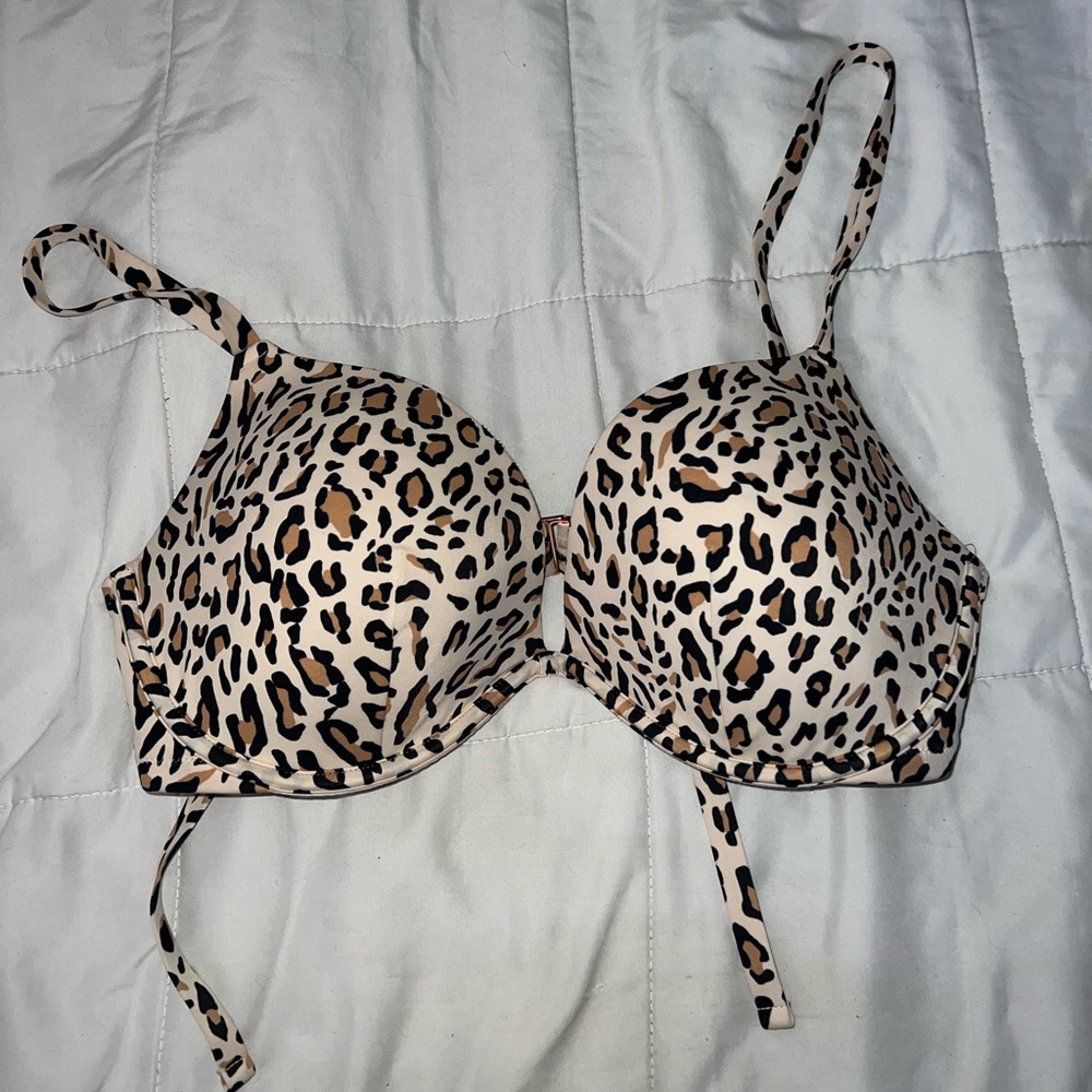 ANIMAL PRINT BIKINI TOP